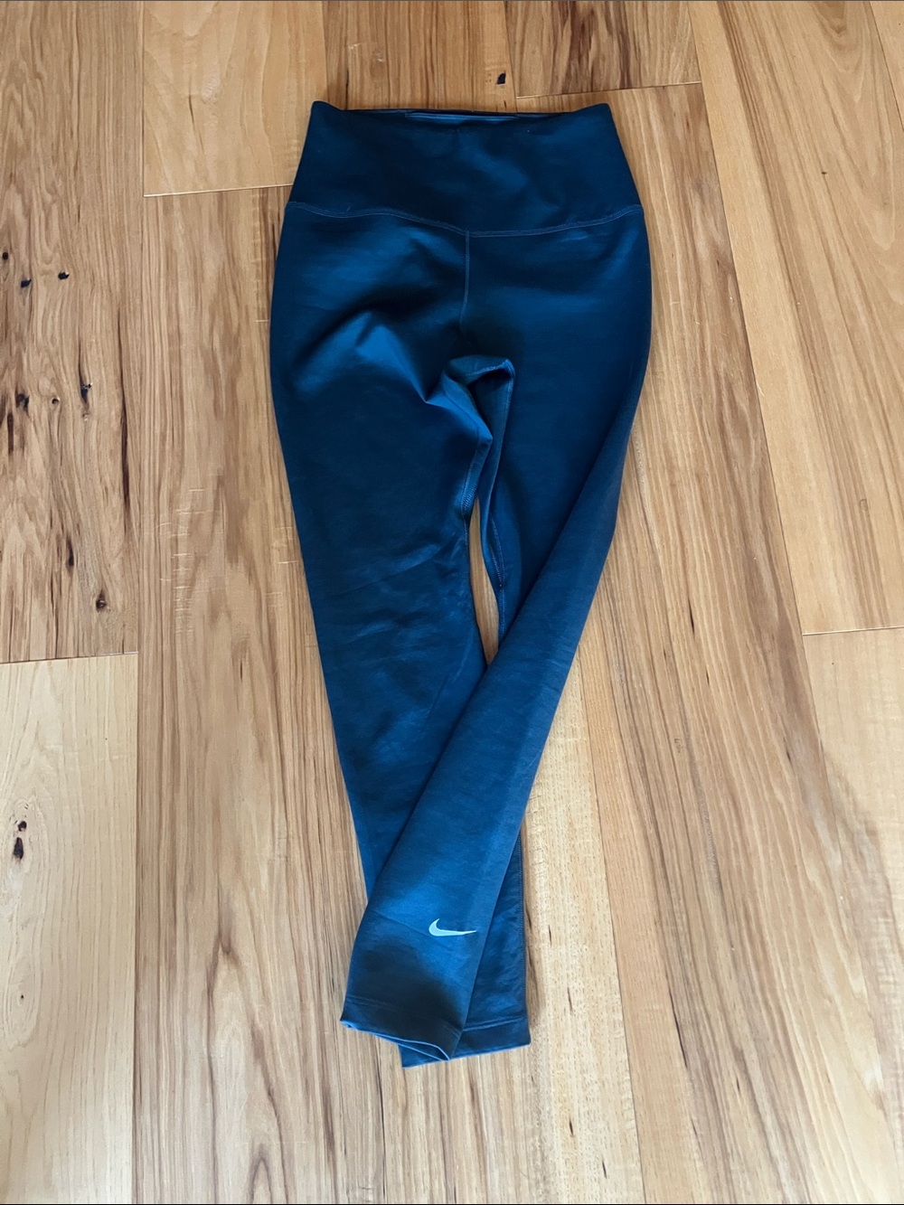 Nike Dark Green High-Waist Therma-Fit Leggings, small